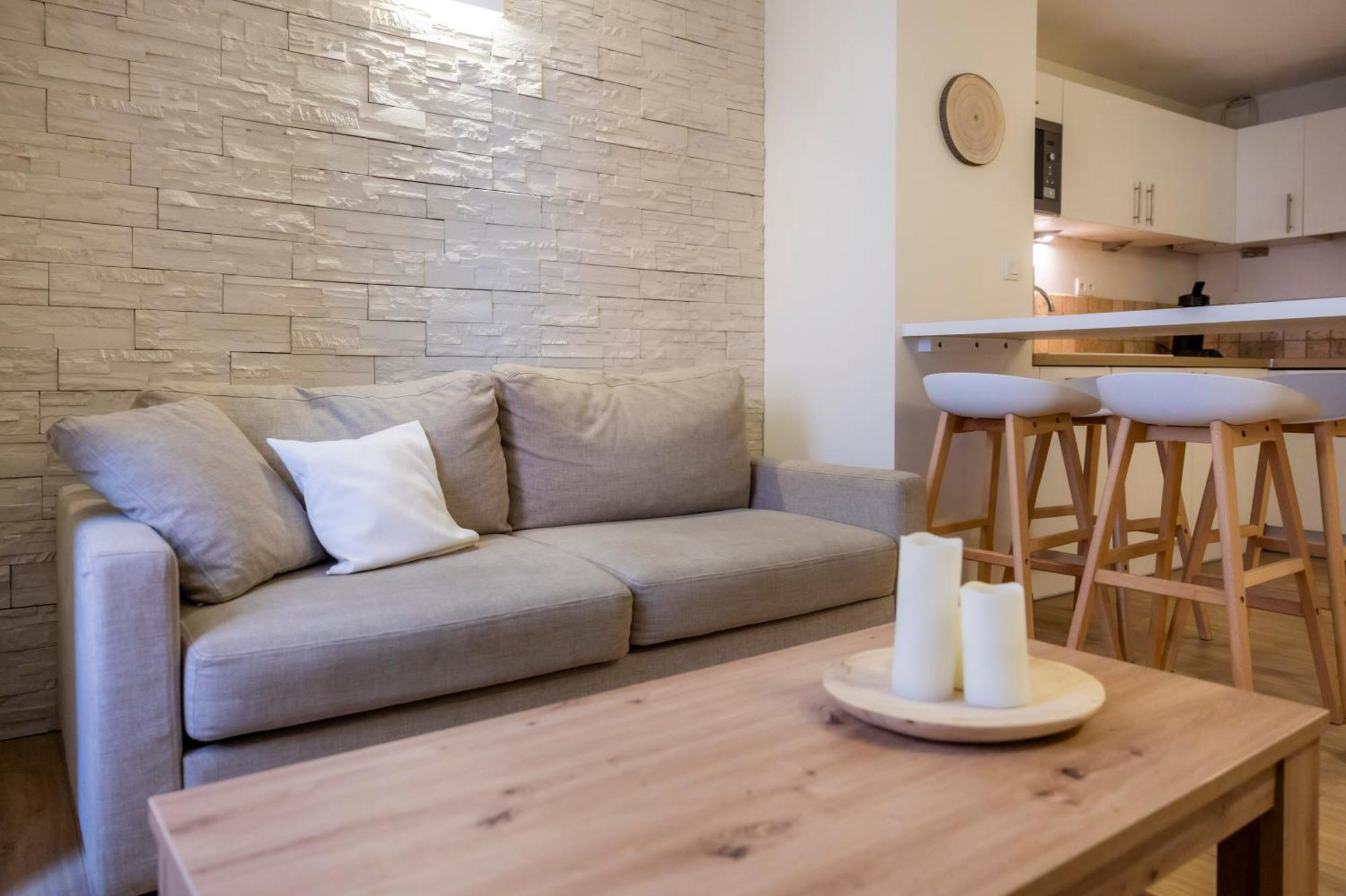 Apartamento T2 Au Coeur Du Centre Historique De Briancon #1 Exterior foto
